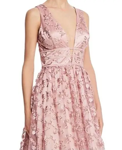 NEW Avery G Dress Dusty Pink Floral Embroidered Tulle Ball Gown Women’s Size 4