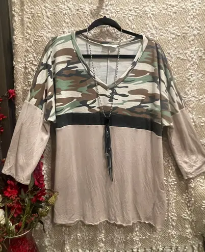 Love j Modern camo print top plus size 18.