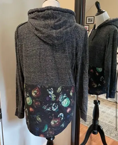 On the Byas Medium Gray Floral Hoodie