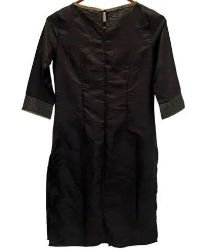 Threads Clasilks Womens XS Kurti Black Gold