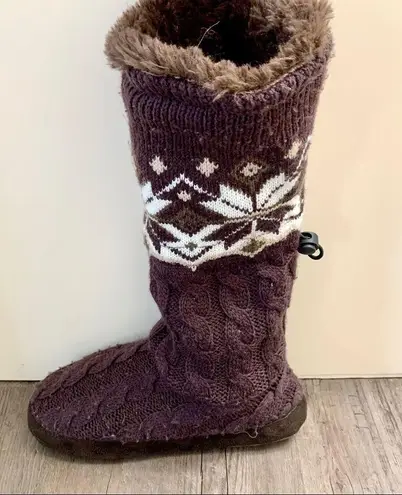 The Original Muk Luks Cable Knit Fur Slipper Boot Size 8