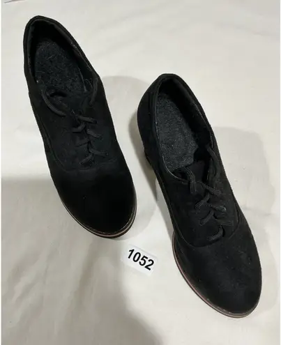 Woman's Black Suede Size 11.5 Bo Ho Casual Comfort Block Heel Lace Up Shoe