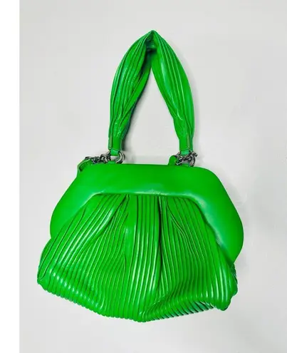 THEMOIRé Green Leather Magnetic Closure Puffy Trim Tia Plissa Bag Purse
