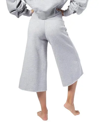 Reebok  Studio High Waisted Wide Leg Cropped Sweatpants Heather Grey Small