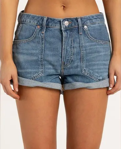 We The Free  size 27 beginners luck retro slouchy cuffed Jean shorts FREE PEOPLE