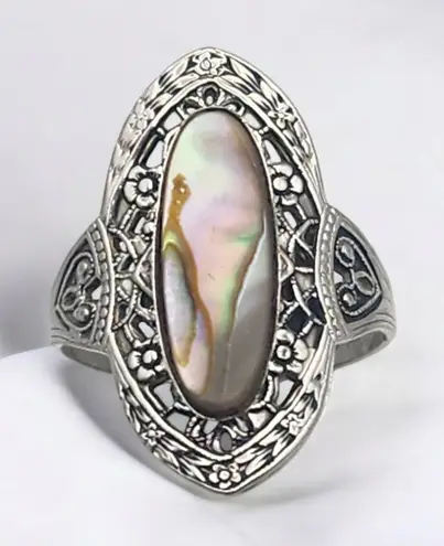 Vintage Uncas 14 Karat GE White Gold Mother of Pearl Ring (8) Silver
