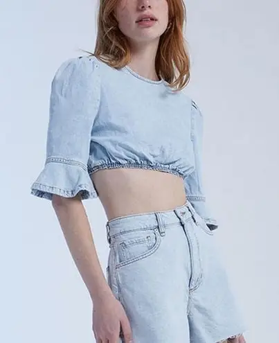 We Wore What NEW Cropped Light Wash Denim Women Medium 1/2 Sleeve Revolve Top