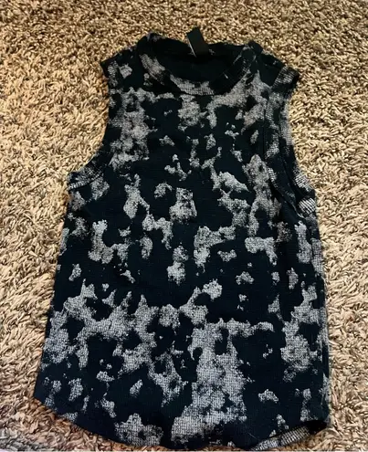 Cuidado con el pero Black and Gray Women's Tank Top Size L