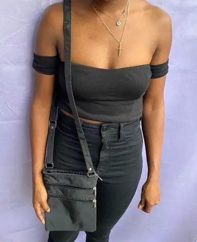 Classic black crossbody shoulder bag