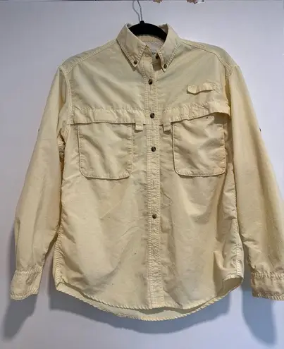 LL Bean women’s XS Light Yellow Buzz Off Bug Repellent Long Sleeve Button Down.