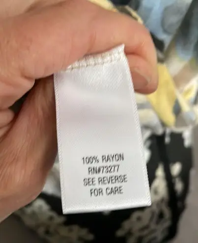 Simply Vera VERA WANG Colorful Sleeveless Top Size Medium