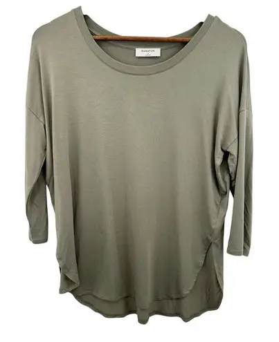 Babaton Aritzia Tunic Top Sage Green 3/4 Sleeve Round Neck Casual Relaxed Chic