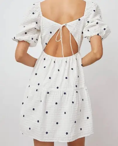 Rails Selene Dress Navy Embroidered Daisies size small excellent pre owned condition