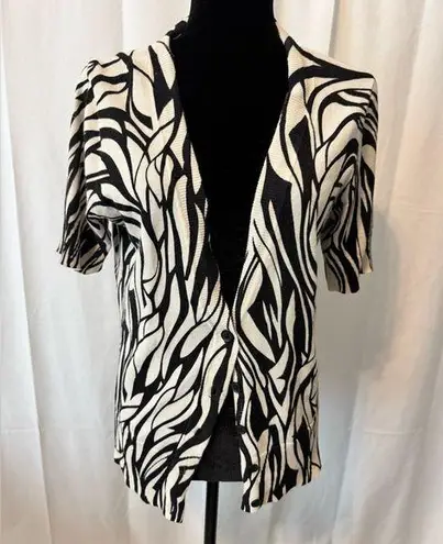 NWT New York & Company Women’s
Zebra Print V - Image 1