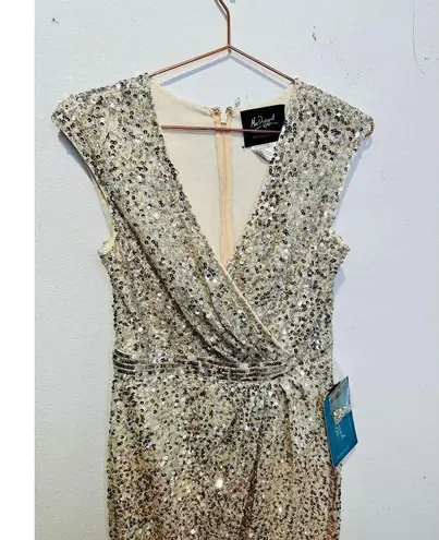 Mac Duggal NWT 5489 Silver Sequin Nude Cap Sleeve High Slit Gown Dress Size 8