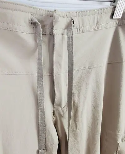 Mountain Hardwear  Khaki Stretch Woven Zip Front Hiking Cargo Pants size 12