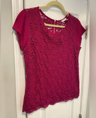 New York & Co Size M Magenta Lace Short Sleeve Stretch Zip Back Top Pink Size M