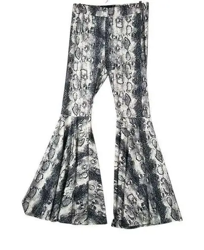 Womens White Black NEW Snakeskin Western Flare Leggings Pants Snake Print Sz 2X