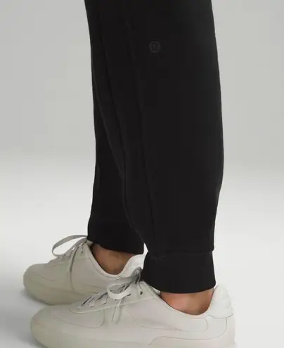 Lululemon Black  Sweatpant Regular Length