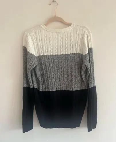 kim rogers NWT  M Colorblock Crew Neck Black White Sweater