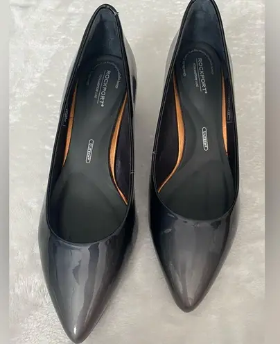 Rockport Total Motion Luxe TRUTECH Leather Wedge. Size 9.5