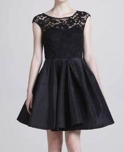 Marchesa Notte Lace Illusion Taffeta Retro Cocktail Mini Dress size 8 Black