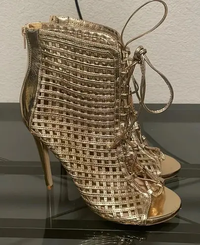 Shoe Dazzle Gold Lace Up Heels Size 9.5