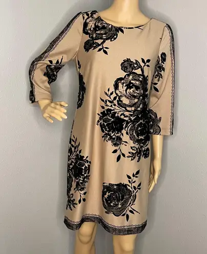 Chadwick's Chadwick’s 3/4 Sleeve Tan and Black Floral Dress With Raised Floral Print Size 4
