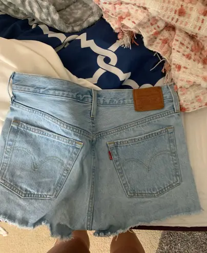 Levi 501 Light Wash Jean Shorts Size 4