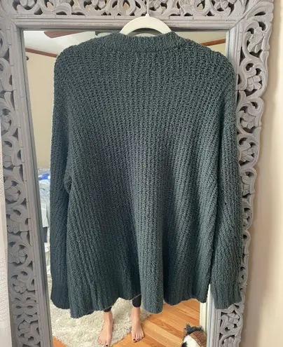 American Eagle Sweater / Cardigan