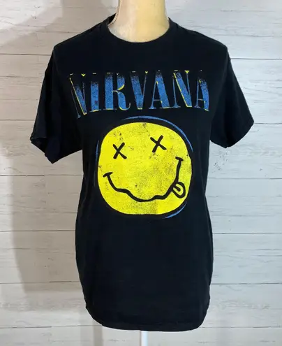 Nirvana Shirt unisex Medium Kurt Cobain Smiley Face Logo Grunge Rock Band Tee