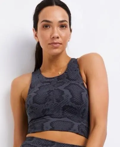 ✨ALL FENIX NAVY BLUE SNAKE LONG LINE CUT OUT BACK SZ LARGE SPORTS BRA✨