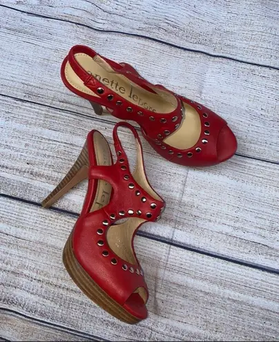 Nanette Lepore Nanette Leopard Studs red Heels. Size 7.5