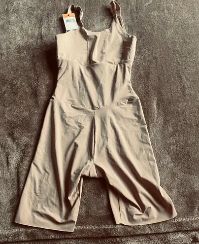 Maidenform Women's Wear-Your-Own-Bra Body Shaper, Firm Control Shapewear, Open-Bust Shaper