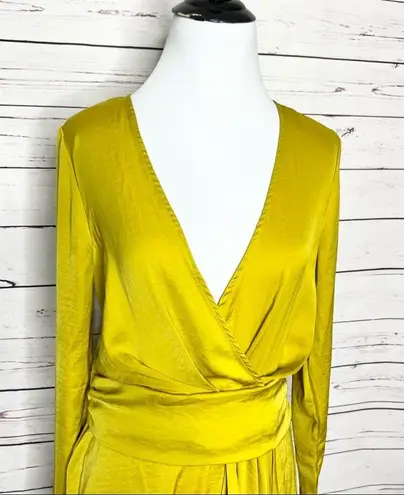 Nasty Gal  Chartreuse Satin Long Sleeve Draped Mini Dress Size 8 Medium