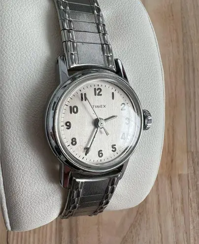 Timex Ladies Watch Rare Vintage Mechanical Winding Stainless Stretch Bracelet