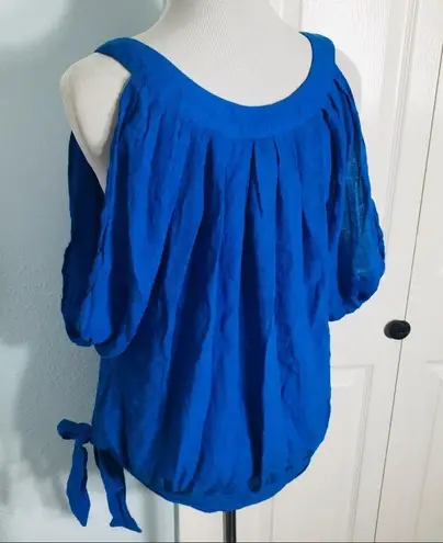 Paper + Tee 🌺 3/$20 SALE Paper Tee Blue Boho Top Size Medium