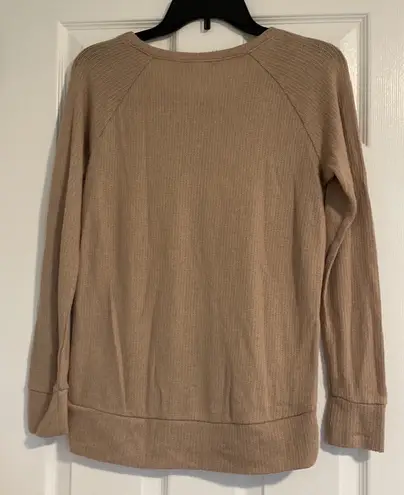 Old Navy NWT Tan Sweater 