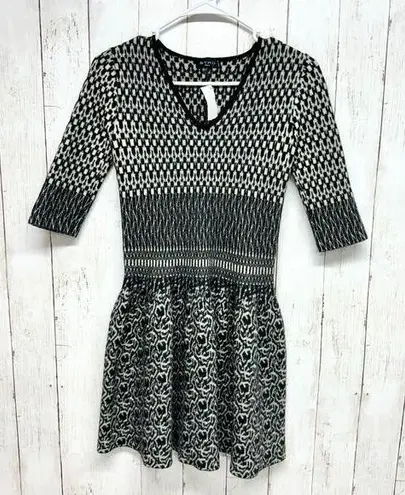 Etro Dress Women Size XS Mini Tight Knit Black & White 3/4 Sleeve 100% Lana Wool