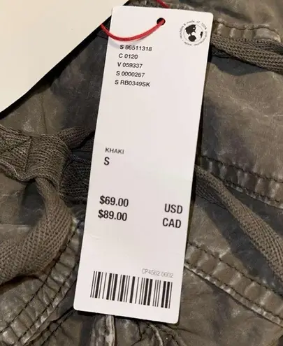 Urban Outfitters Brand new with tags, didn’t fit.