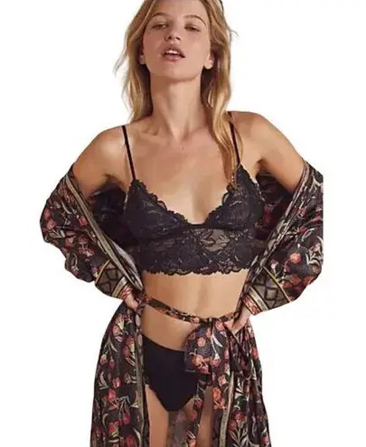 Free People NWT!  2 Pack Everyday Lace Longline Bralette  - Size Large