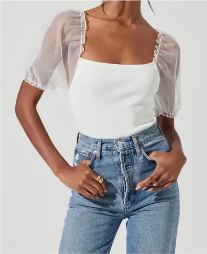 ✨White ASTR the Label Darling Bodysuit Square Neck Sheer Puff Sleeve Top White L Size L