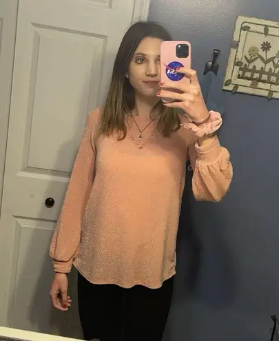 Perfect peach sparkly long sleeve business casual shirt S Pink