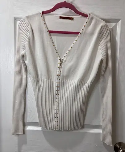 Bellini Ribbed Form Fitting White Cardigan with Gold Accents