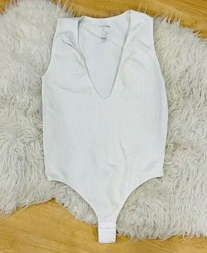 Cotton Candy simple classy white casual bodysuit Size M/L