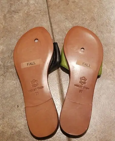 Super cute leather sandal with rhinestones Size 7