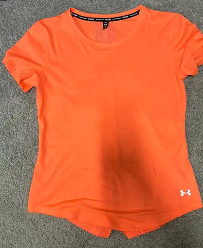 Under Armour T-shirt