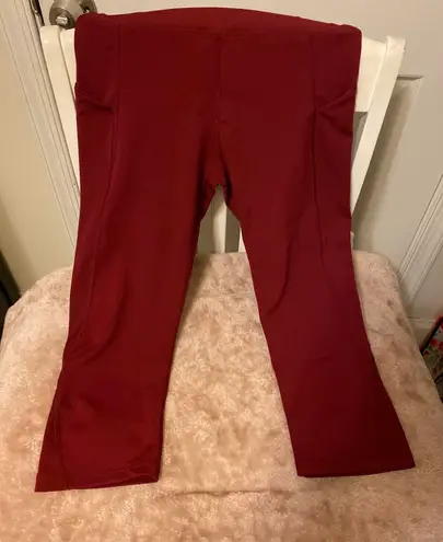 TJ Maxx Maroon Cropped Leggings