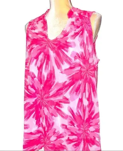 New York & Co. 100% nylon lightweight pretty sleeveless top with fuchsia floral design