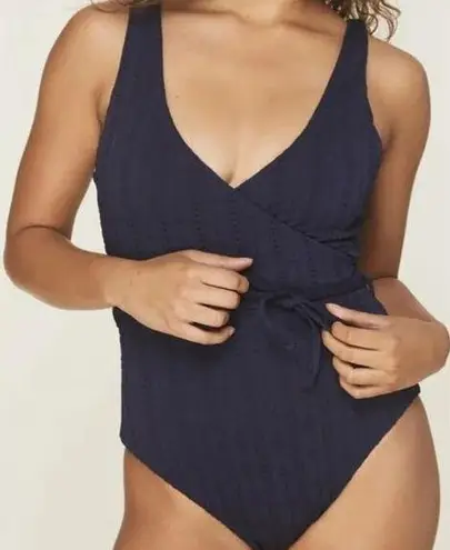 ANDIE The Belmar One Piece Swimsuit In Navy Eyelet M NWT